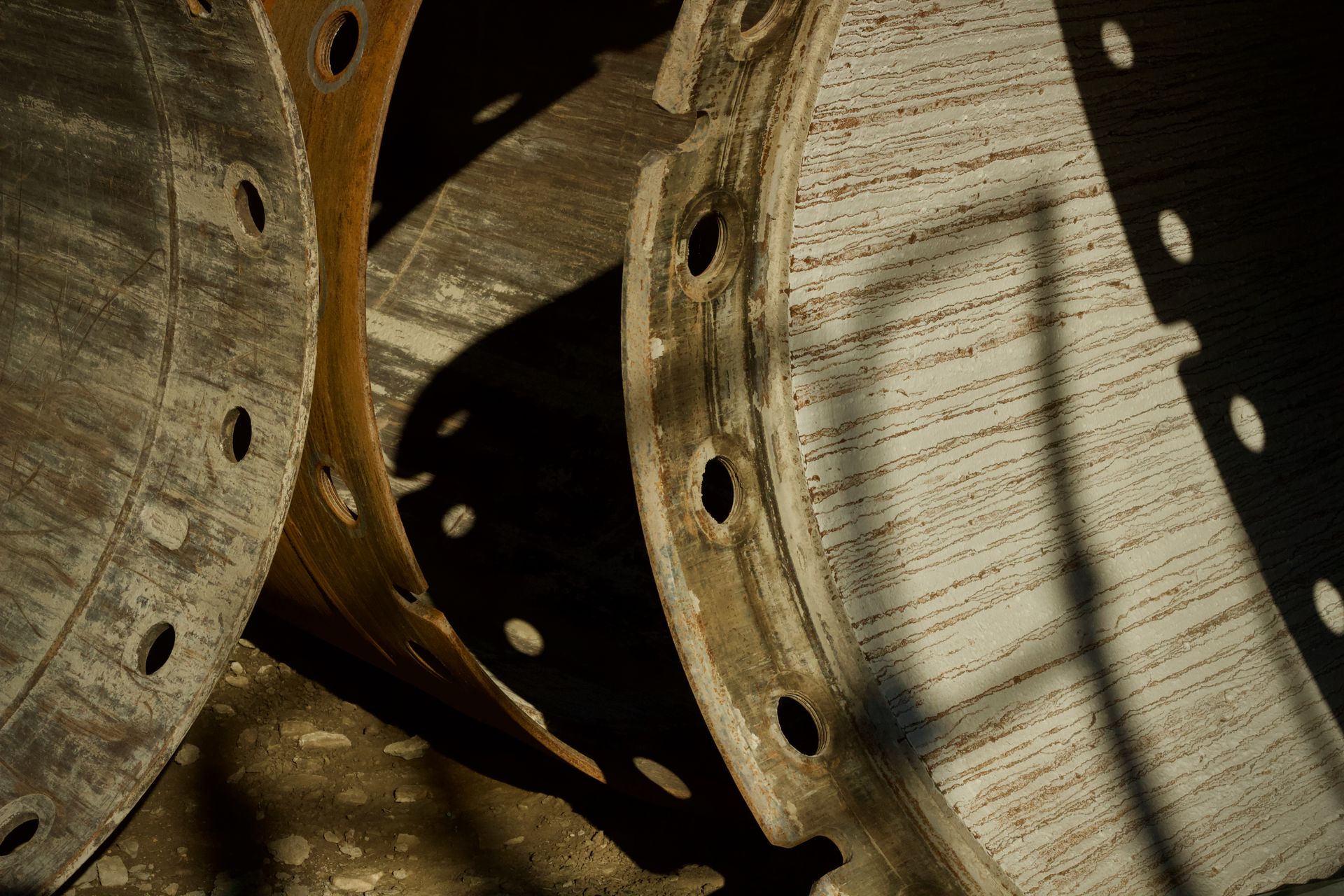 Drilling rig operations — stuck pipe prevention